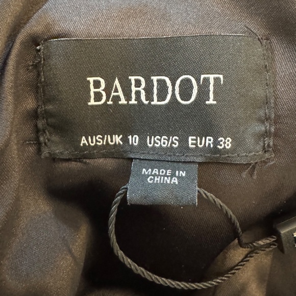 Bardot Black Rona Ruffle Side Slit Midi Dress NWT Size 6,wedding guest dress - Picture 8 of 8